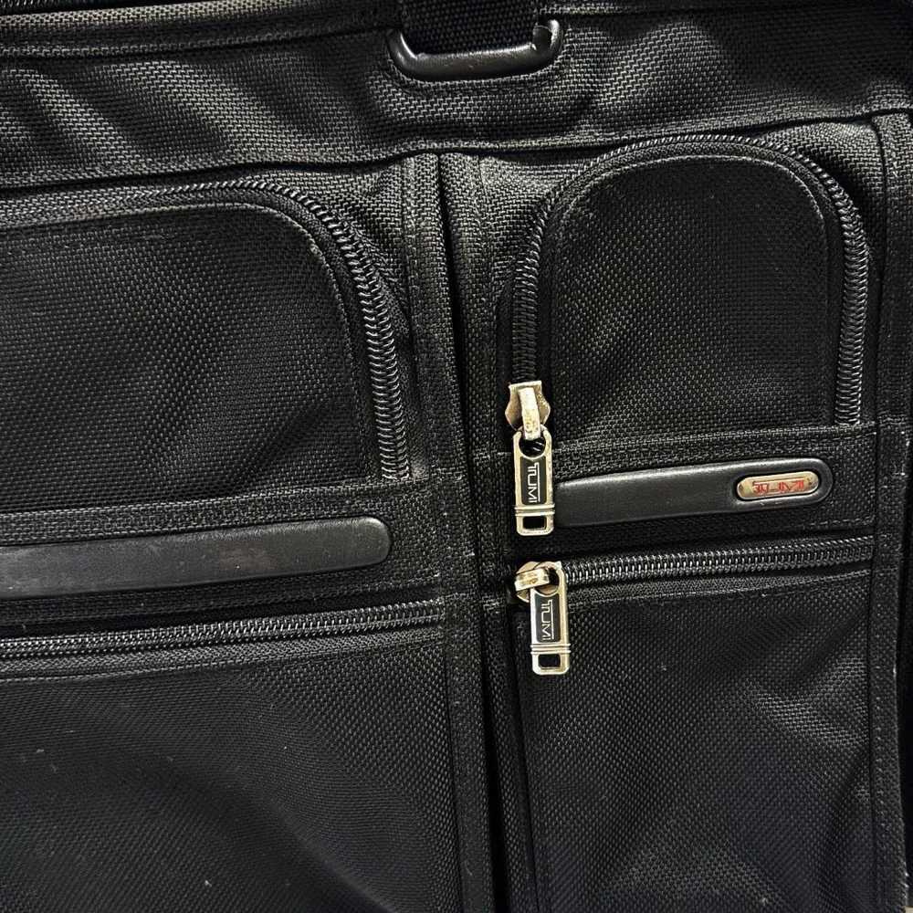 TUMI Laptop/Briefcase With Multiple Pockets & Padded Compartment Black Nylon